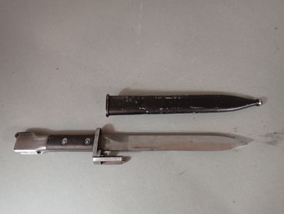 Baïonnette belge pour fusil F.A.L. Poignée...