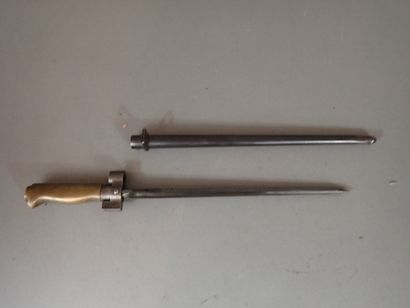 Baïonnette Lebel modèle 1886/15 à lame raccourcie....