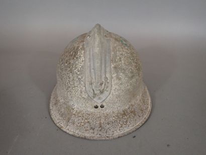 Casque Adrian mod 26, FFI, en partie repeint,...