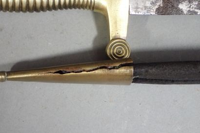 Glaive de pompier type 1831. Poignée an laiton...