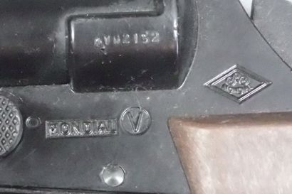 Pistolet lance fusée Mondial de fabrication...