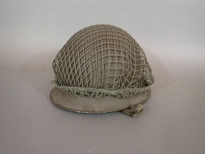 Casque français TAP modèle 56. Coque en acier...