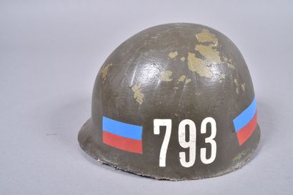 Sous casque américain M-1964 en résine avec...