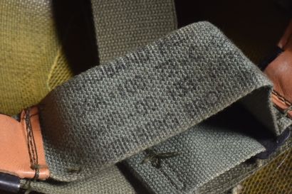 Sous casque américain M-1964 en résine avec...