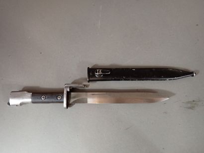 Baïonnette belge pour fusil F.A.L. Poignée...