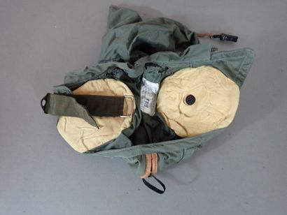 Casque de pilote Gueneau type 313, en fibre...