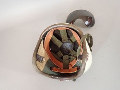 Casque de pilote Gueneau type 313, en fibre...