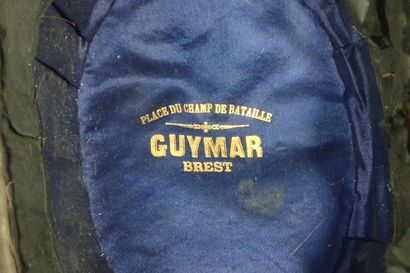 Bicorne d'officier de Marine, en feutre taupé...