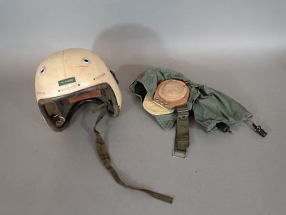 Casque de pilote Gueneau type 313, en fibre...
