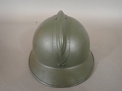 Casque Adrian modèle 1926. Casque reconditionné...