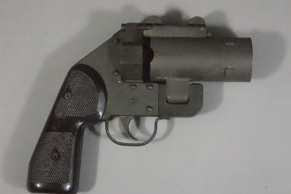 Pistolet français LXT modèle F1. PS 40mm....