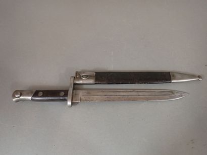 Baïonnette espagnole modèle 1893. Poignée...