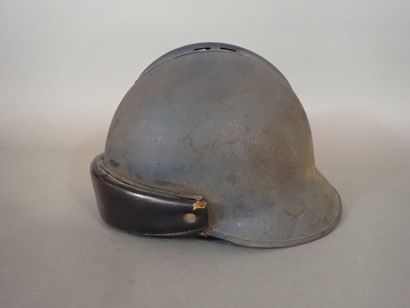 Casque modèle 45 dit Jeanne d’Arc pour l’Armée...