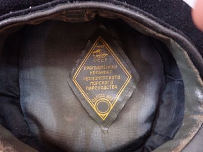 Casquette d’officier soviétique de marine...