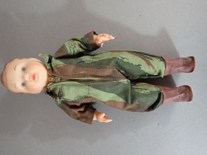Lot d’uniforme français années 70-80: veste,...
