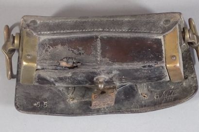 Coffret de giberne pour l'artillerie, marquages,...