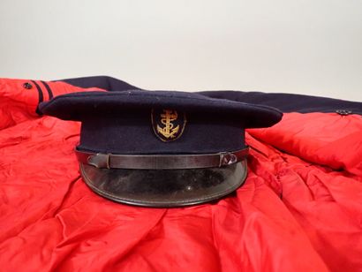 Uniforme de Marin comprenant une casquette...