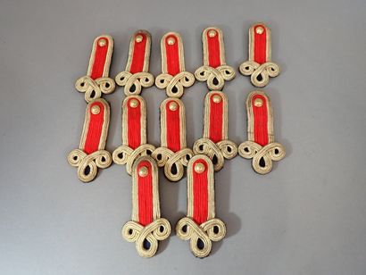 6 paires d’épaulettes de sous-officier de...