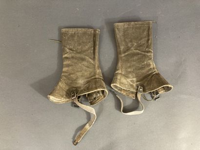 Paire de guêtres en toile forte kaki, Taille...