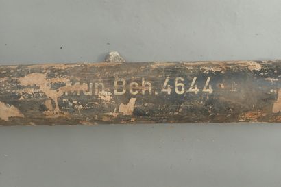 Container allemand en carton et bouchon en...