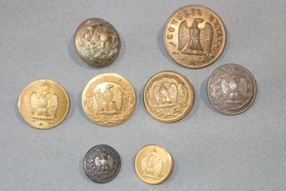 Second empire : Ensemble de 8 boutons dont...