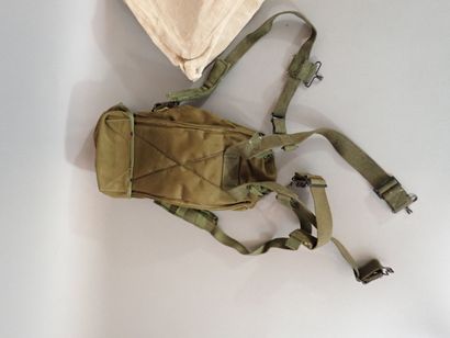 Sac BG-151-H américain en toile OD-7 destiné...