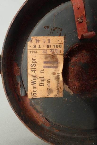 Container allemand en carton et bouchon en...