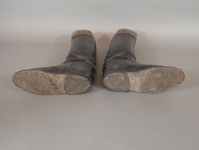Paire de bottes de cavalerie en cuir noir...