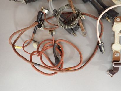Lot d’équipement radio de l’Armée de l’Air:...