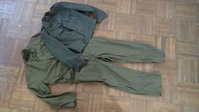 Lot composé d'un blouson portugais en drap...