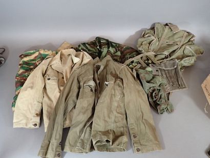 Lot d’uniforme français années 70-80: veste,...