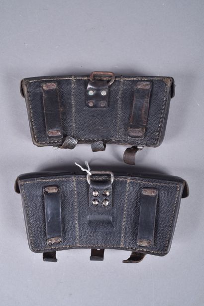 Deux cartouchières allemandes modèle 1911,...