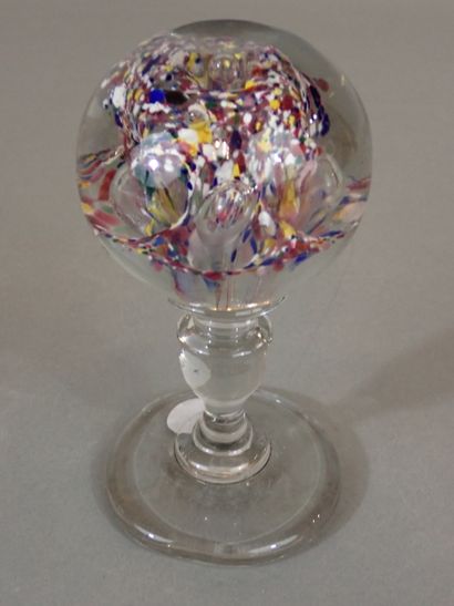 Boule porte perruque en cristal et sulfure....
