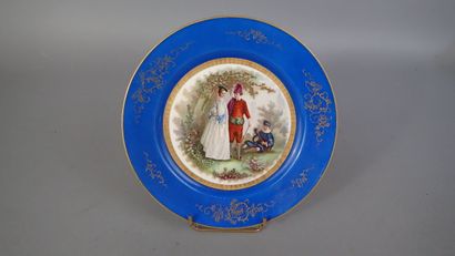 Assiette en porcelaine de Sèvres à décor...