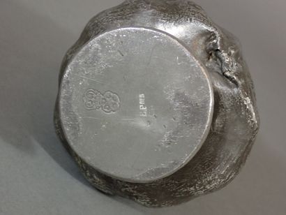 Jules JOUANT (1863-1921), Vase en étain de...