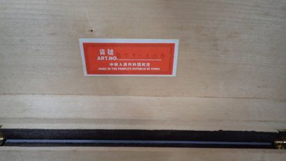 Ensemble de trois boîtes en résine et bois...
