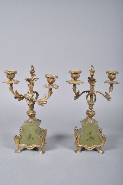 Garniture de cheminée en bois laqué vert...