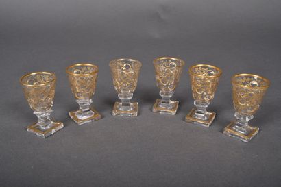BACCARAT, attribué à. Partie de service de...