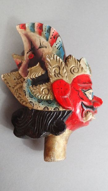 Marionnette traditionnelle à tringle à tête...