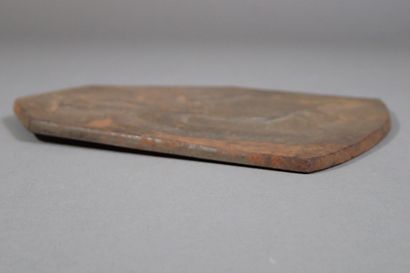Plaque en acier à décor d'un pélican stylisé,...