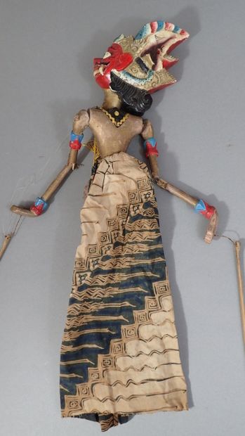Marionnette traditionnelle à tringle à tête...
