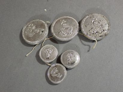 Ensemble de 6 boutons mle 1789-90 officier...