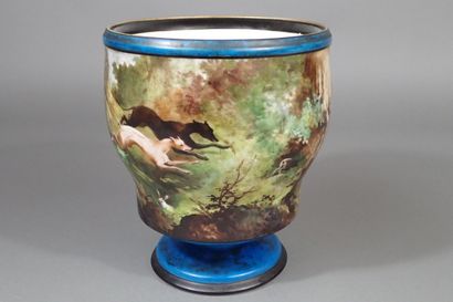 Ensemble de deux cache-pots en porcelaine...