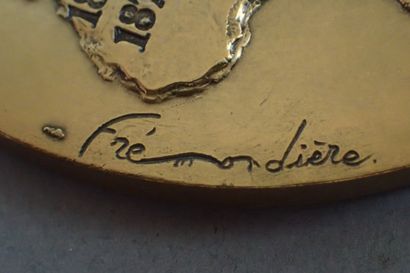 FREMONDIERE. Médaille en bronze commémorative...