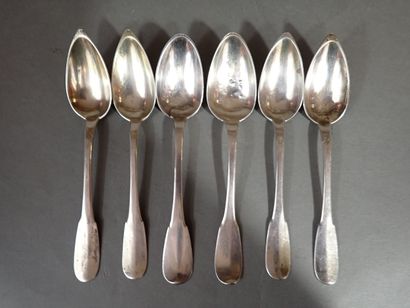 Lot de six cuillères à café en argent, modèle...