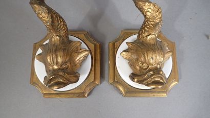 Paire d'appliques en bronze ciselé doré à...