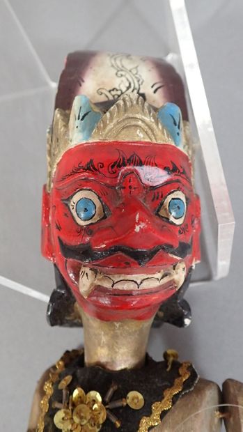 Marionnette traditionnelle à tringle à tête...