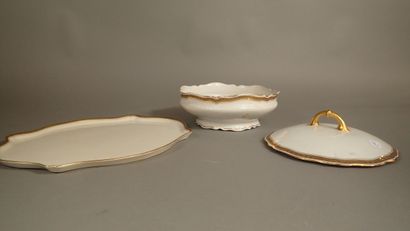 Limoges modèle PALLAS. Lot de trois pièces...