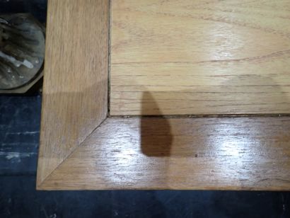 Ecole du Xxe siècle, Table carrée en bois,...