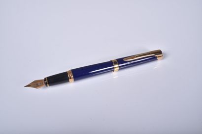 WATERMAN. Stylo plume en laque bleue, et...